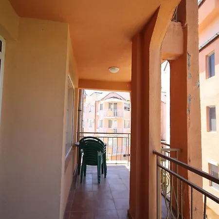 Апартамент Arendoo In Casa Brava 2 Слънчев бряг