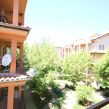 Апартамент Arendoo In Casa Brava 2 Слънчев бряг