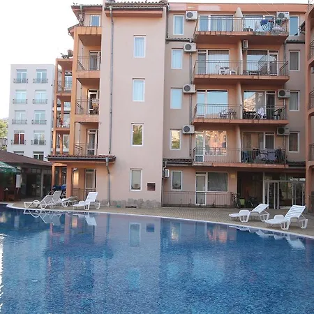 Апартамент Arendoo In Casa Brava 2