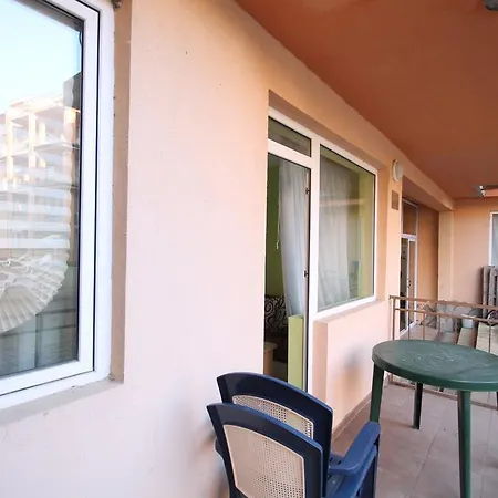 Апартамент Arendoo In Casa Brava 2 Слънчев бряг